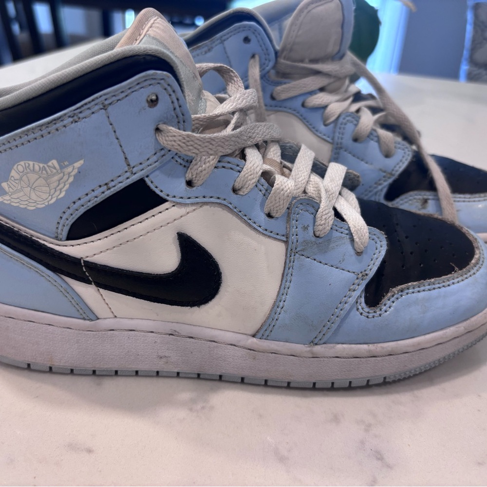 Nike Jordan 1 Mid Ice Blue - Youth 5